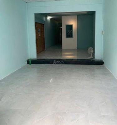 Nhà 5 triệu 2 phòng ngủ Phạm Ngọc Hưng có 🏢 sân rộng