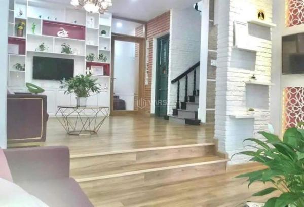 Cần cho thuê Nhà mặt phố 240m²