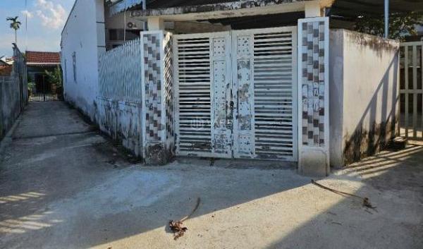 Chủ cần bán Nhà trong hẻm 115m²