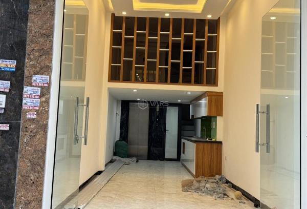 Nhà mậu lương - kiến hưng - lô góc- kinh 🏤 doanh đỉnh-thang áy - ô tô tránh