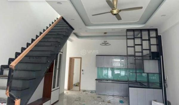 Chủ cần bán Nhà mặt phố 87m²