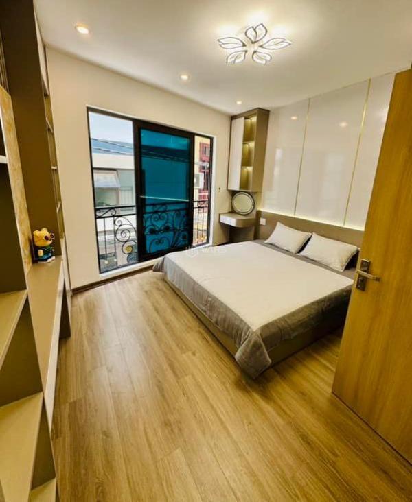 Nhà đẹp view thoáng gần đh thăng long 42 m2 x 5 tầng mặt tiền 🏬 4 5m 7 42 tỷ