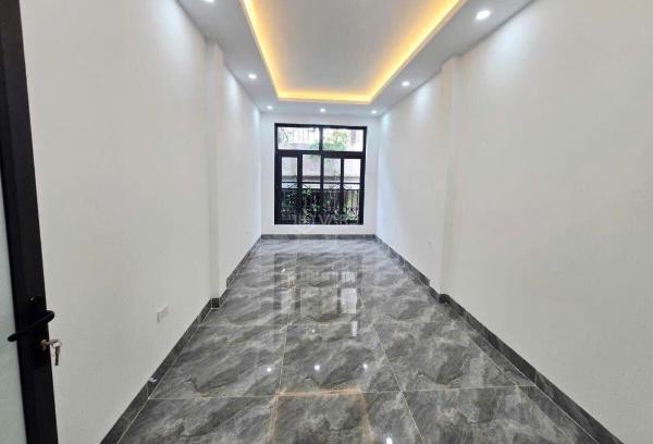 Siêu phẩm 🏘️ tây hồ 30m² x 6 tầng ngõ thông 2 mặt thoáng cách hồ tây 5 phút