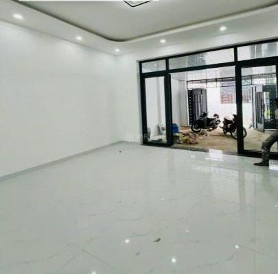 Cần bán Nhà mặt phố 105m²