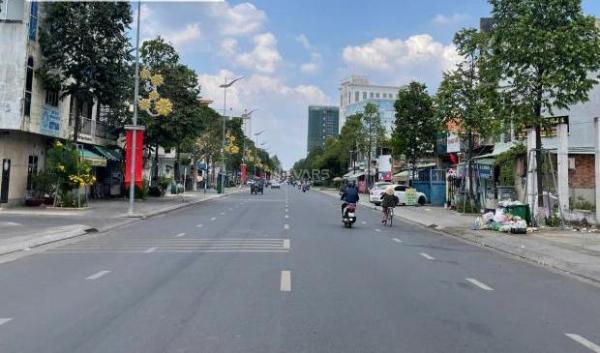 NHÀ ĐẸP SÂN OTO PHƯỜNG QUYẾT THẮNG (TRẤN 🏤 BIÊN MỚI)