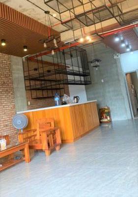 Bán Nhà mặt phố 102m²