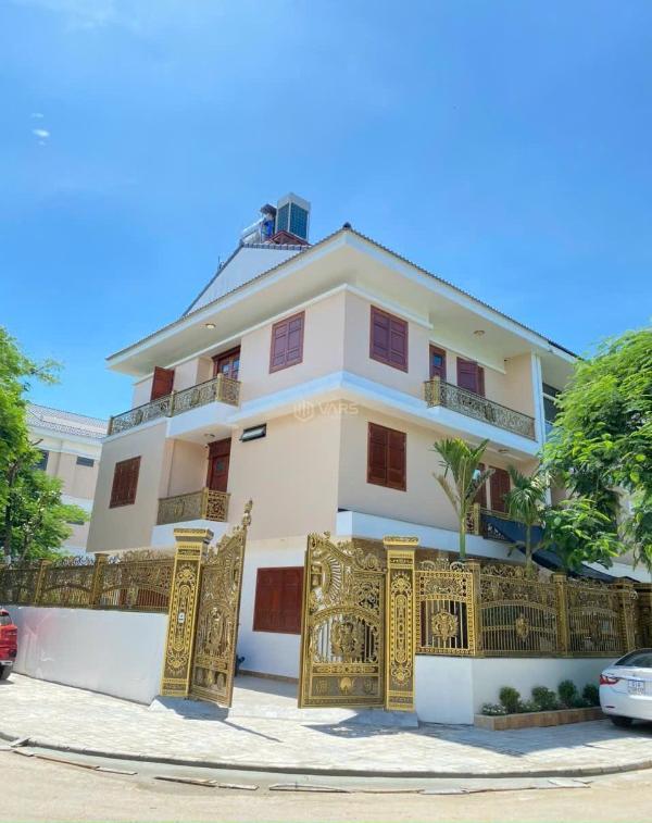 Cho thuê Biệt thự nghỉ dưỡng 180m²