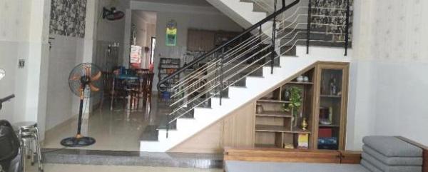 Cần bán Nhà mặt phố 90m²