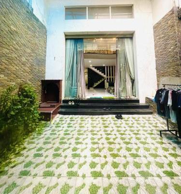Cần bán Nhà mặt phố 176m²