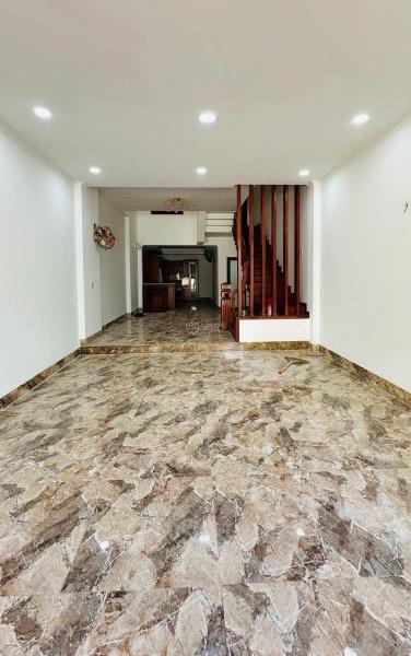 Cần bán Nhà trong hẻm 83m²