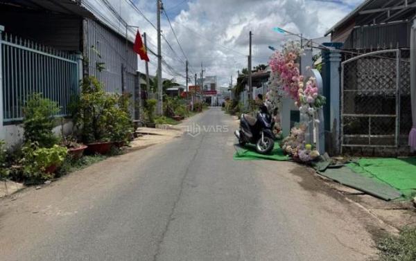 Cần bán Nhà trong hẻm 100m²