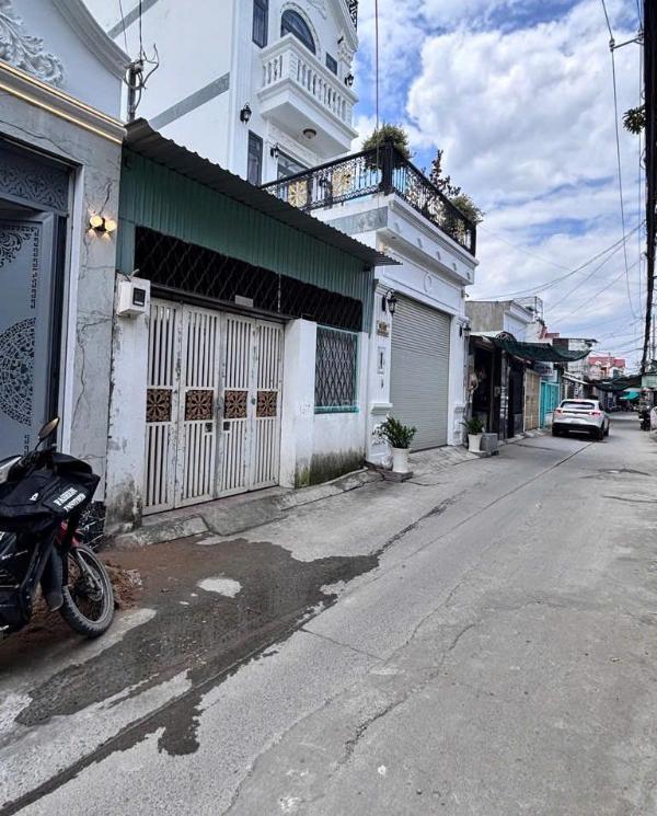 Cần bán Nhà trong hẻm 51m²