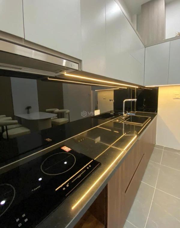<mark style="background-color: transparent; font-weight: 400; ">Bán nhà 🏢 hoàng hoa thám nhà đẹp ở ngay ngõ rộng nội thất đẳng cấp</mark>