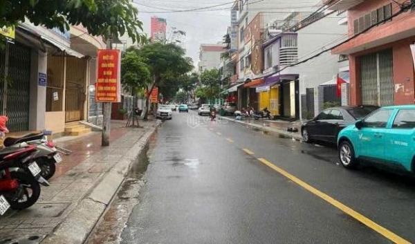 Bán Nhà mặt phố 75m²