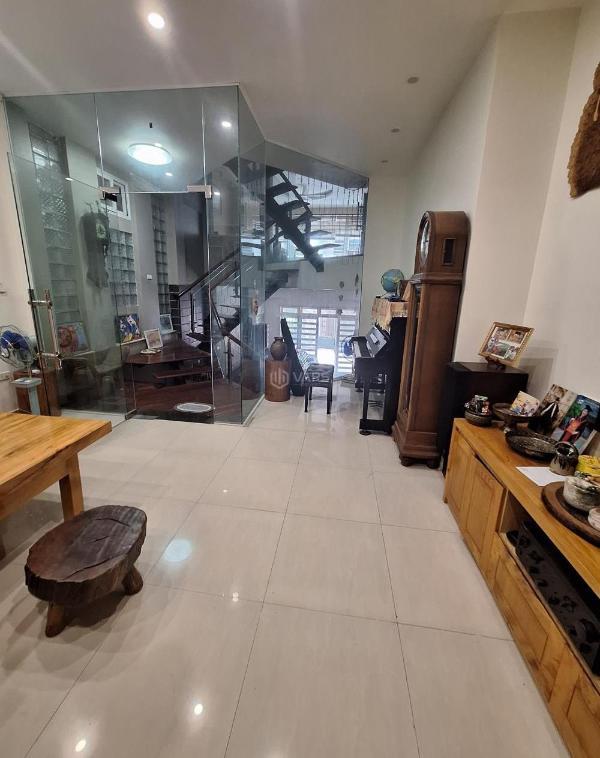 Lô góc 3 mặt thoáng ngõ thông 🏚️ ô tô tránh mặt tiền 5m sổ vuông đẹp