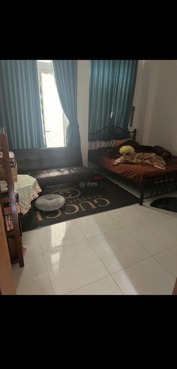 Phòng trọ ngay 🏦 chợ phạm văn hai, có ban công,sân thượng chỉ hơn 3 triệu/tháng