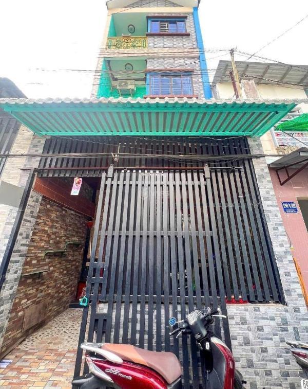 Cần bán Nhà trong hẻm 64m²
