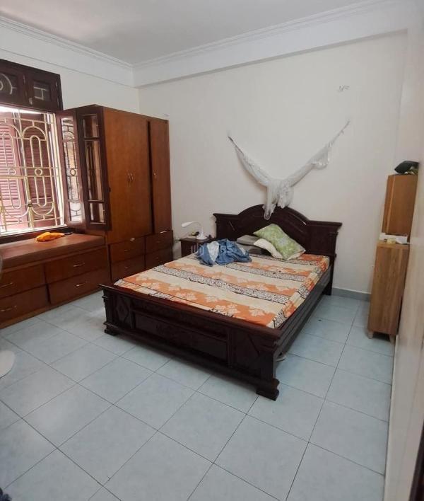 Chủ cần bán Nhà mặt phố 70m²