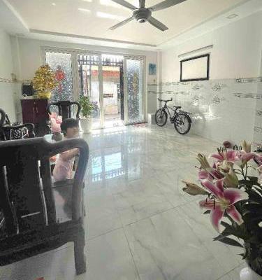 Cần bán Nhà trong hẻm 72m²