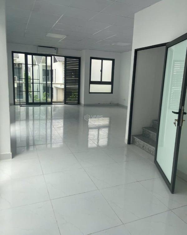 Cần cho thuê Biệt thự nghỉ dưỡng 180m²