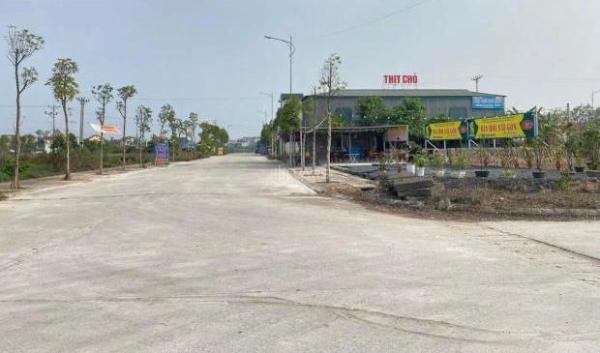 Bán đất phân lô tại đấu 🌊 giá Lai Sơn, Vĩnh Yên, Vĩnh Phúc. Giá chỉ 2,75 tỷ