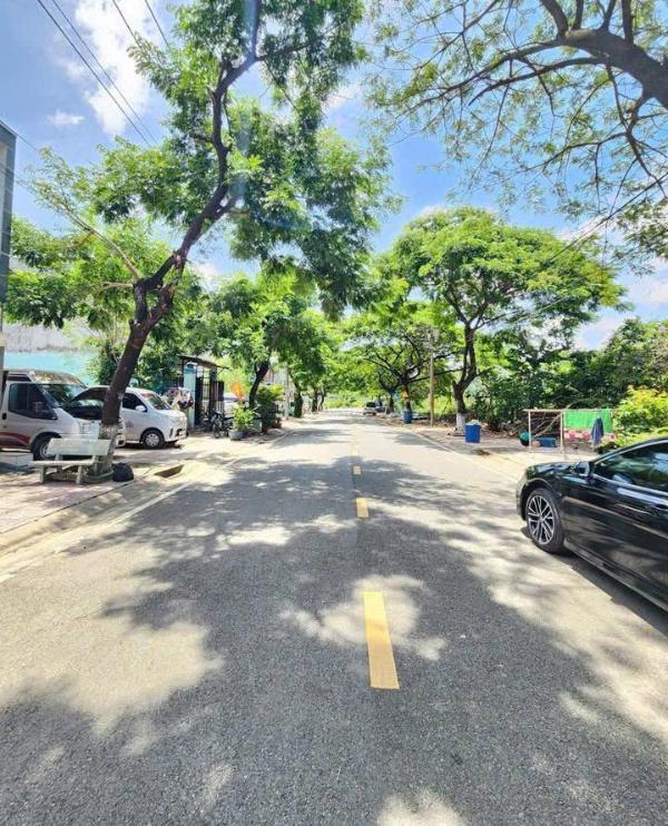 Chủ cần bán Đất nền riêng lẻ 100m²