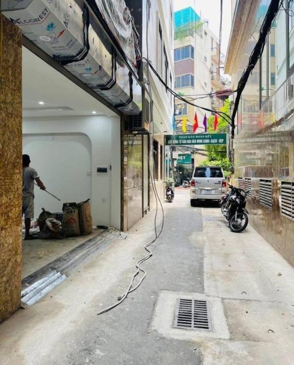 Nhà 👍 riêng thượng đình, sát phố ngã tư sở kd ngày đêm, sầm uất, 38 m, 5 tầng