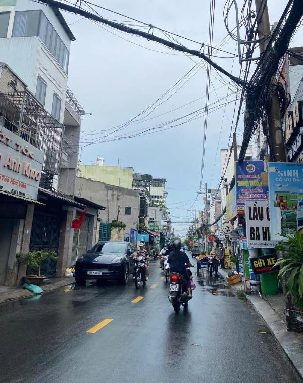 Bán Nhà trong hẻm 90m²