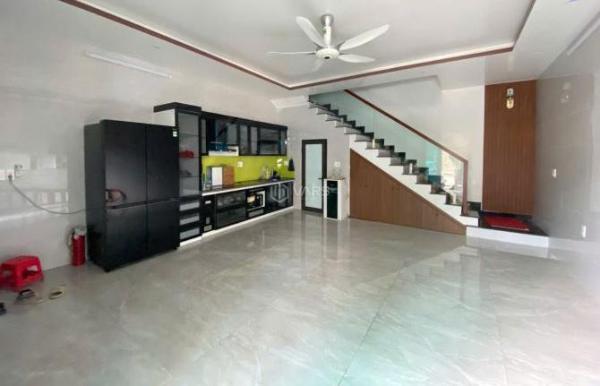Cần cho thuê Nhà mặt phố 42m²
