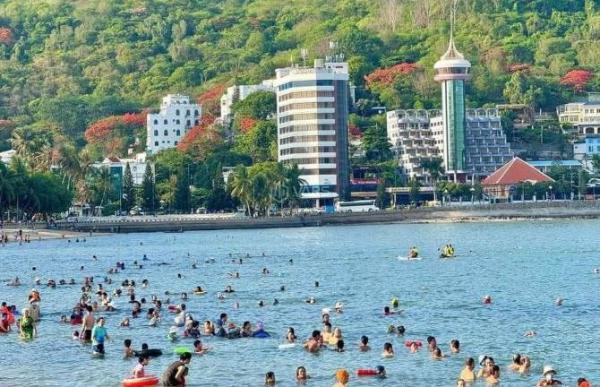 Cần bán Nhà mặt phố 140m²