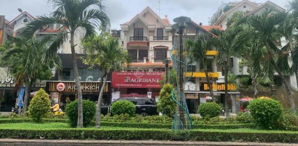 Bán gấp mt phan xích long phú nhuận dt 8x20m ngân 🔥 hàng thuê 120tr/th bán 68 tỷ