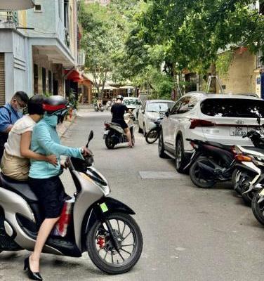 Bán nhà phân lô Vỉa hè Kinh doanh 🆘 phố Nguyễn Thị Định, Cầu Giấy 50m 5 tầng cho thuê 30tr/t