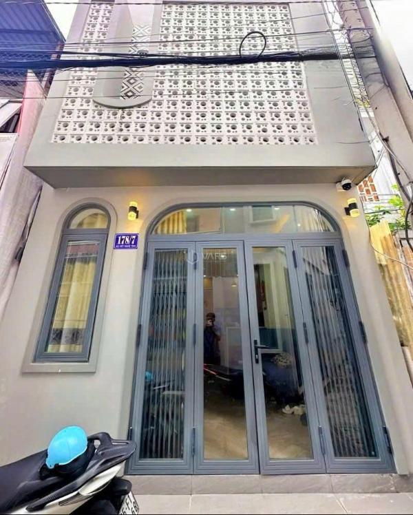 Bán Nhà trong hẻm 33m²