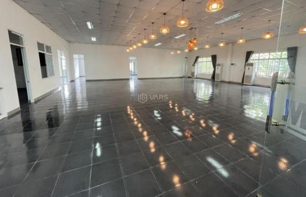 Cho thuê Nhà xưởng, nhà kho 650m²