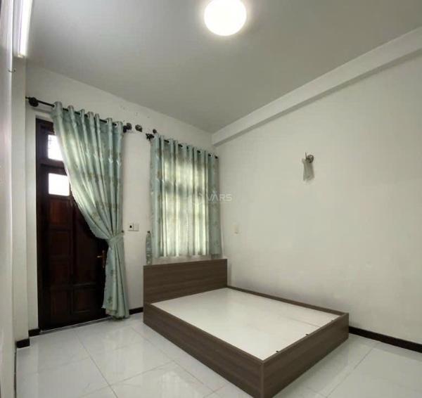 Nhà bà điểm hóc môn tiền lân 3 lầu 4pn dt 🏤 (136m2) giá 4.56tỷ thuong lượng