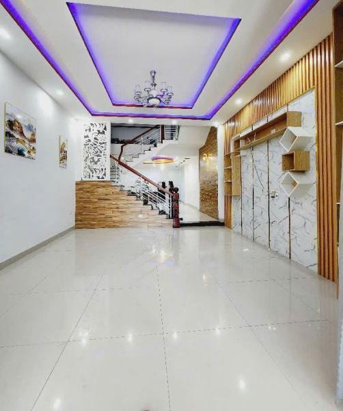 Chủ cần bán Nhà mặt phố 125m²