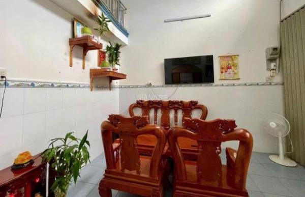 Nhà 1 trệt 1 lửng mặt tiền 🏦 chợ Phường 1, Trà Vinh