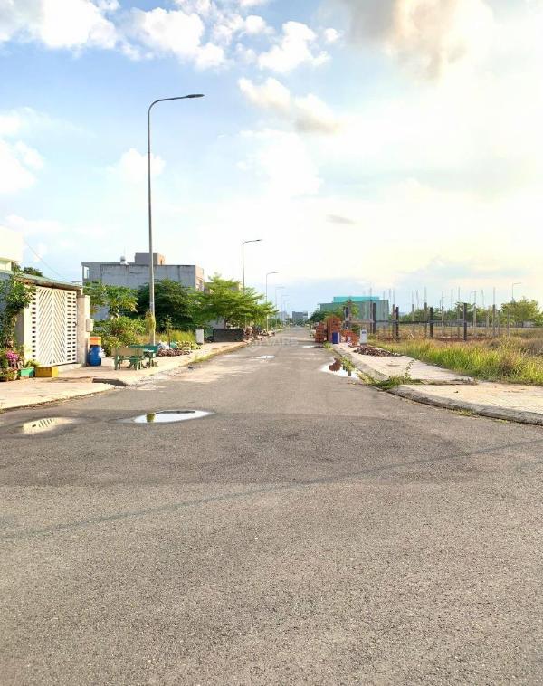 Cần bán Đất nền riêng lẻ 100m²
