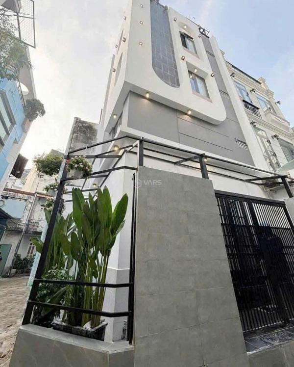 Cần bán Nhà trong hẻm 57m²