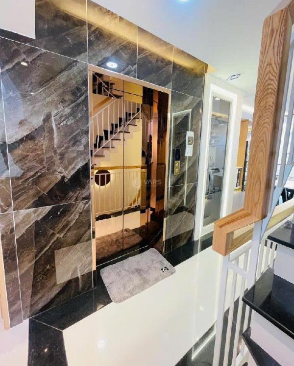 Cần bán Nhà trong hẻm 63m²