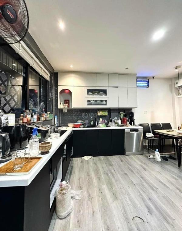 Ở ngay ☘ bán nhà 3 tầng cực đẹp nguyễn văn trỗi, 42m2, 7.3 tỷ
