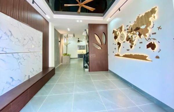 Căn Nhà 🏢 3 Tầng Khu Vực Tô Hiến Thành - Nam Định