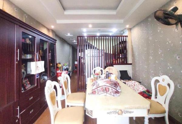 Bán nhà mặt phố quang trung 55m 5 tầng mới kinh doanh vỉa hè vf9 🏣 đỗ 13.4 tỷ