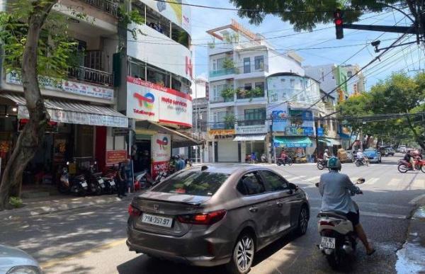 Bán nhà mặt tiền đường Hồng Bàng 🏣 đoạn gần Ngô Gia Tự thuận tiện kinh doanh