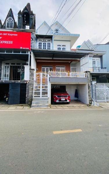 Bán Nhà mặt phố 110m²
