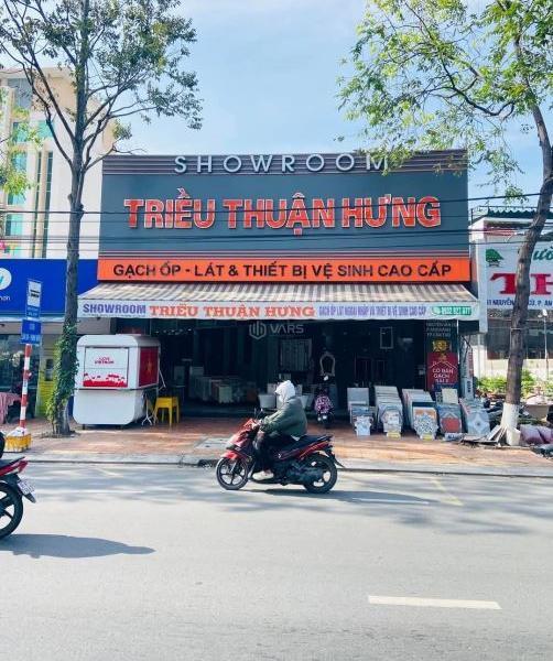 Cần cho thuê Nhà mặt phố 171m²
