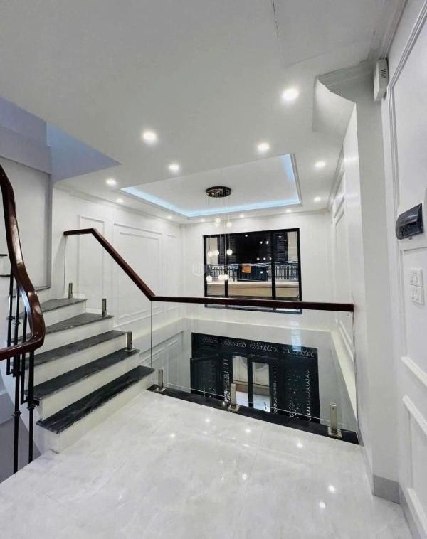 Bán nhà:lê trọng tấn -thanh xuân ☘ . dt: 51m2 x 6t x 4m.mt. -