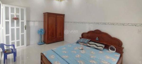 Cần bán Nhà mặt phố 250m²
