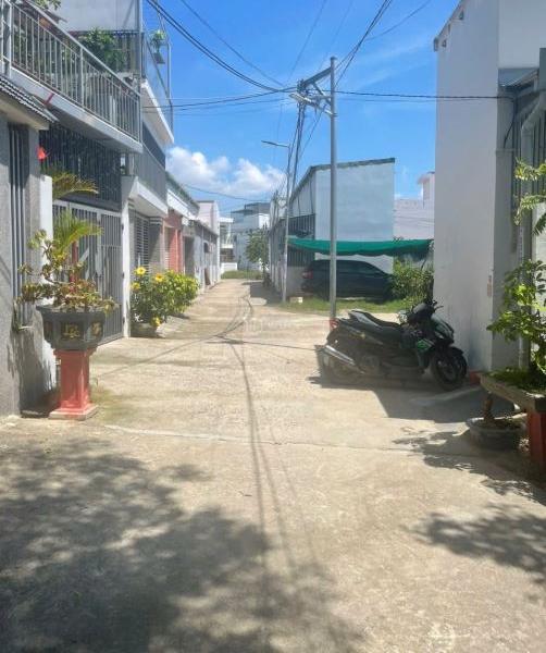 Chủ cần bán Đất nền riêng lẻ 102m²