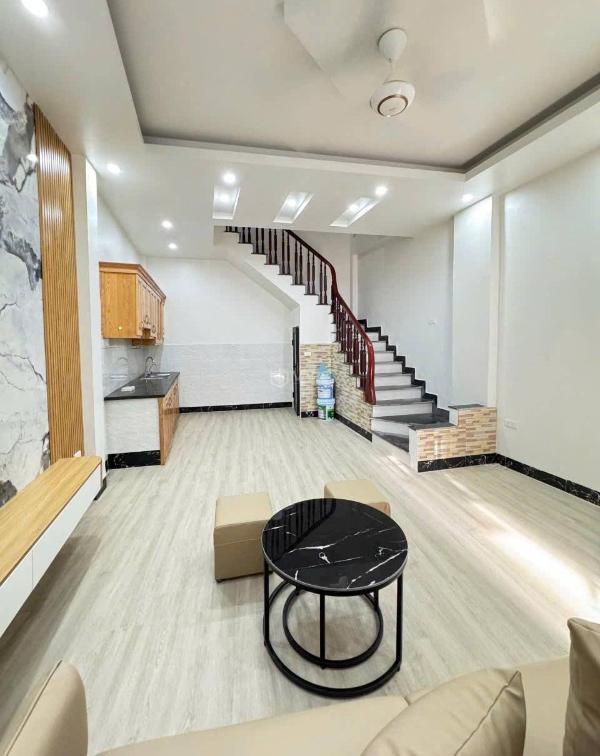 Cần bán Nhà trong hẻm 32m²